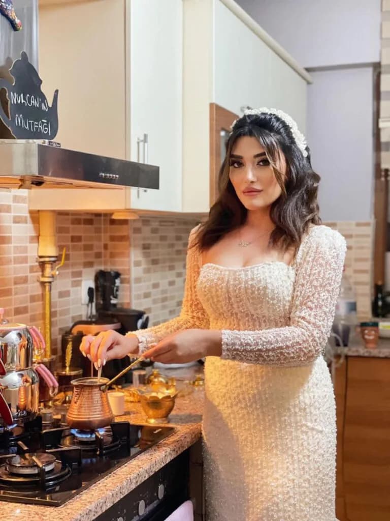 Nişan Elbisesi 2 — Rainella Fashion Söz & Nişan kiralık model, Trabzon abiye kiralama